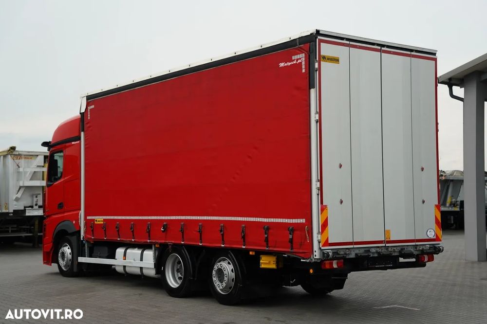 Mercedes-Benz ACTROS 2545 / CORTINĂ - 7.4 M / MEGA / 6x2 / PUNTE RIDICATĂ / PUNTE RIDICATĂ / WIELTON / 2021 - 5