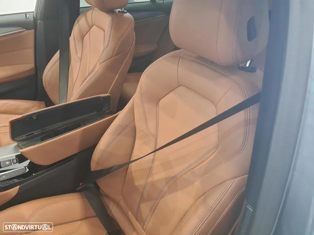 BMW 530 e iPerformance - 10