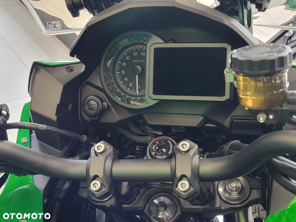Kawasaki Versys 1000 - 9