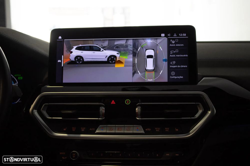 BMW iX3 M Sport Impressive - 36