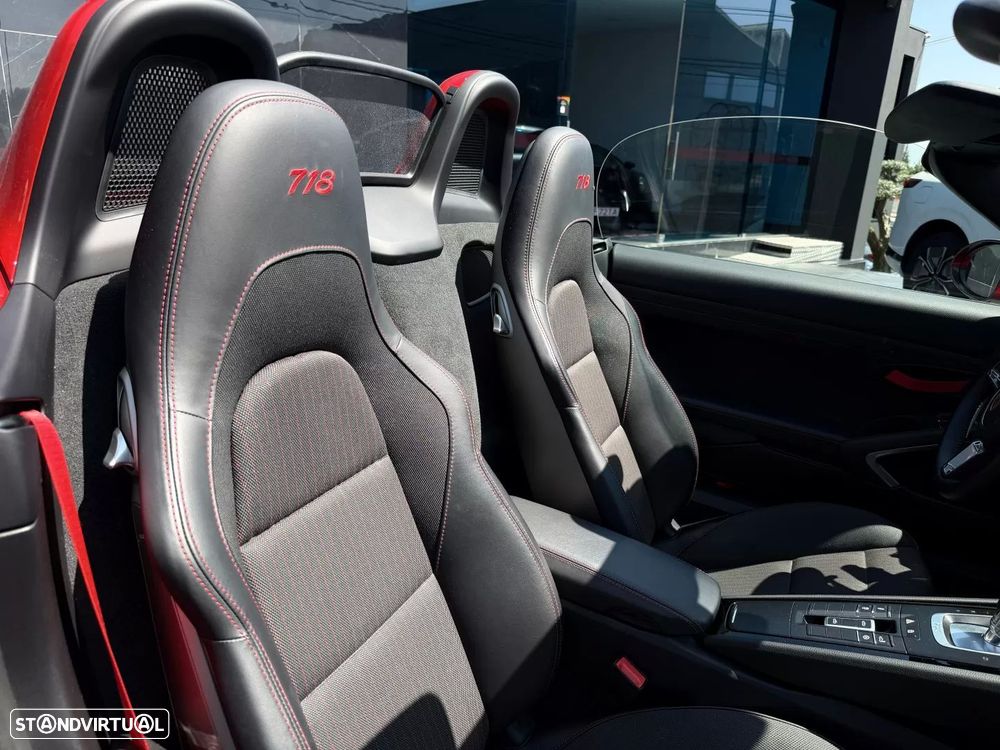Porsche 718 Boxster 2.0 T PDK - 22