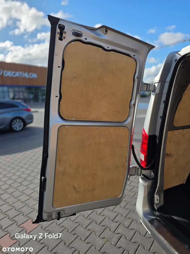 Mercedes-Benz Vito - 27