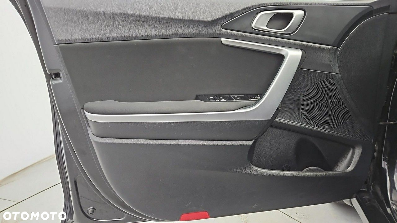 Kia Ceed 1.5 T-GDI L - 10