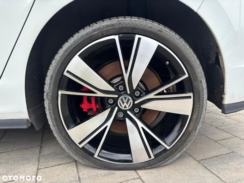 Volkswagen Golf 1.4 TSI Plug-In Hybrid GTE DSG - 24