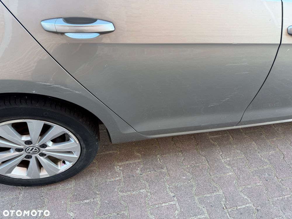 Volkswagen Golf - 18