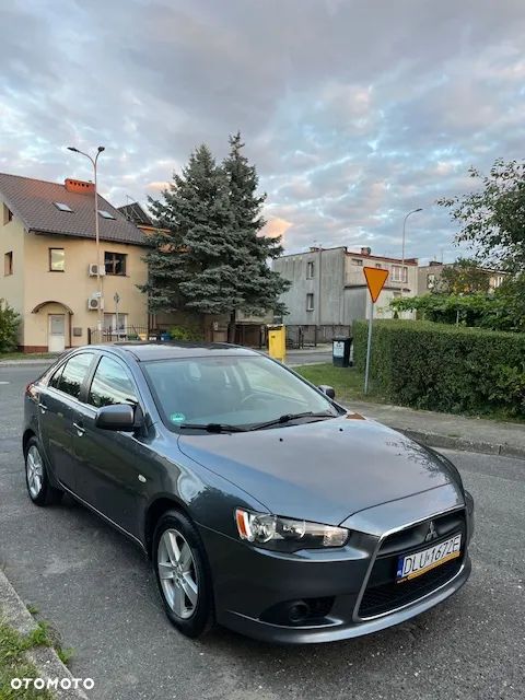 Mitsubishi Lancer 1.8 Invite CVT - 1