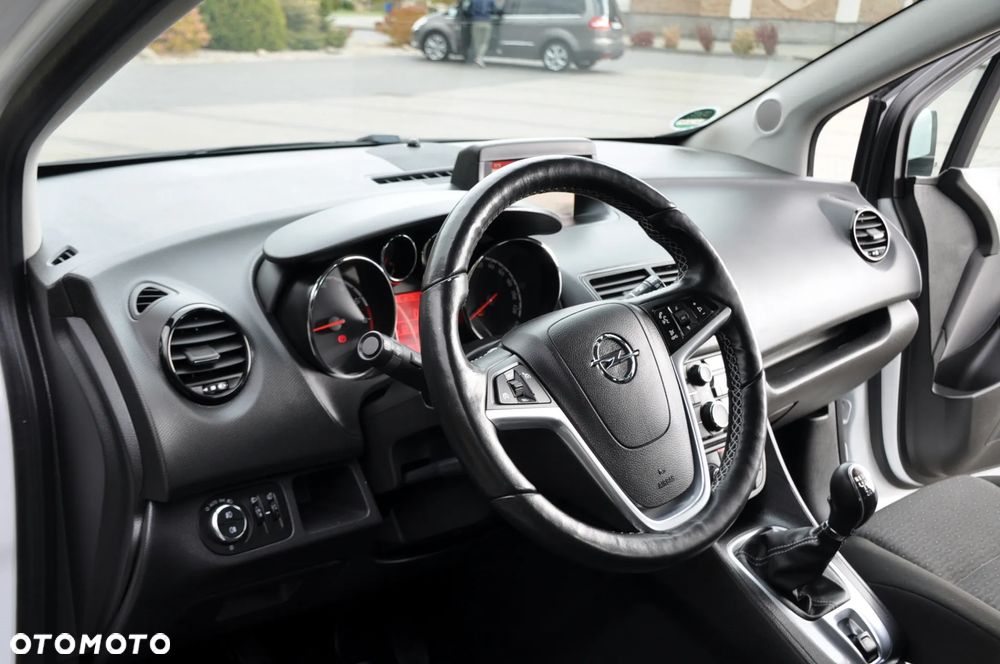 Opel Meriva - 23