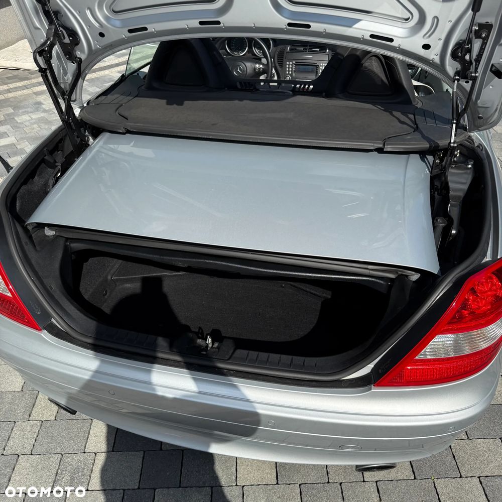 Mercedes-Benz SLK - 11