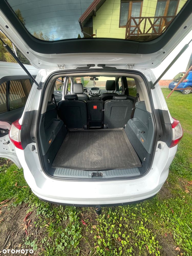 Ford Grand C-MAX - 15