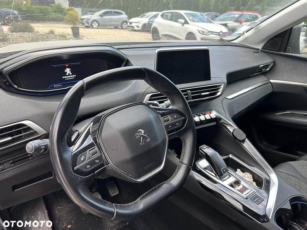 Peugeot 3008 - 12