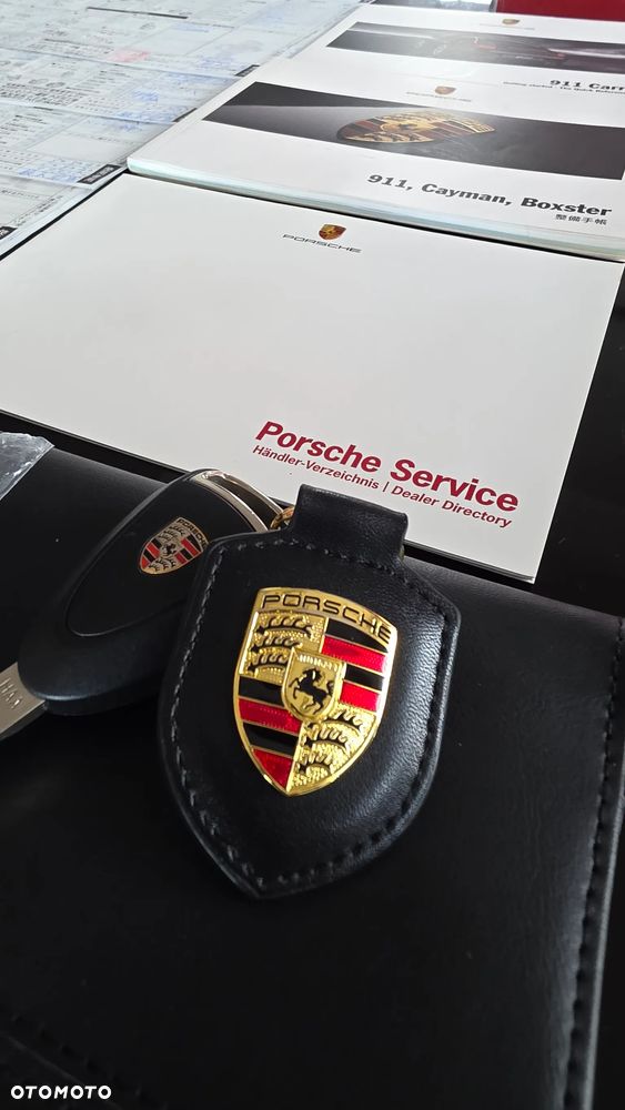 Porsche 911 Carrera 4S PDK - 39