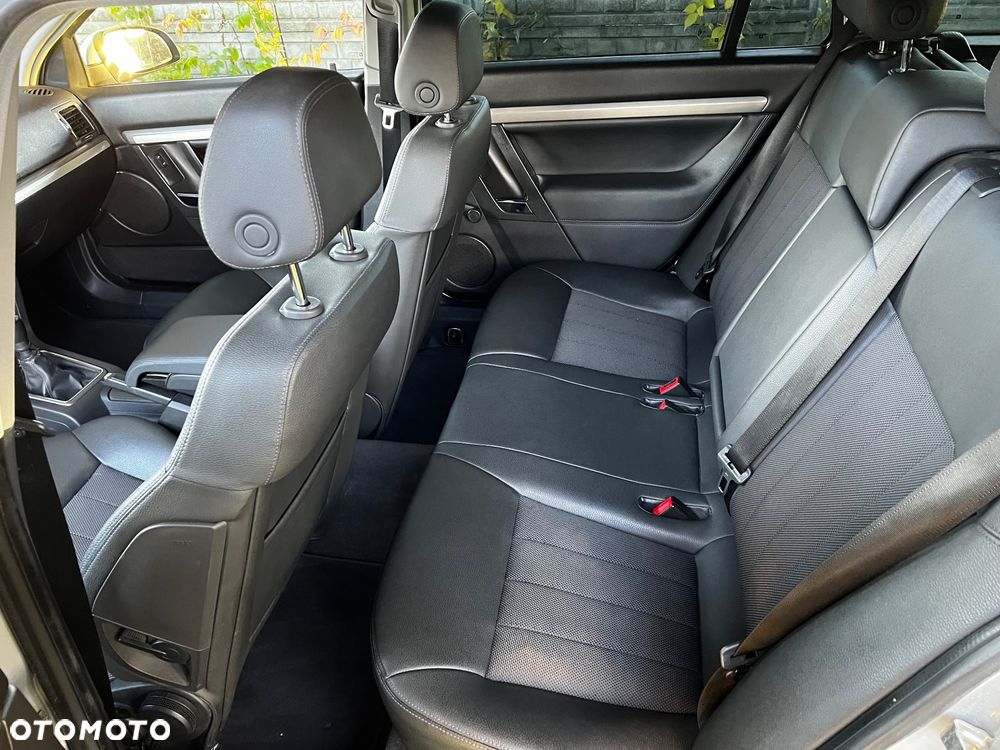 Opel Vectra 1.8 - 12