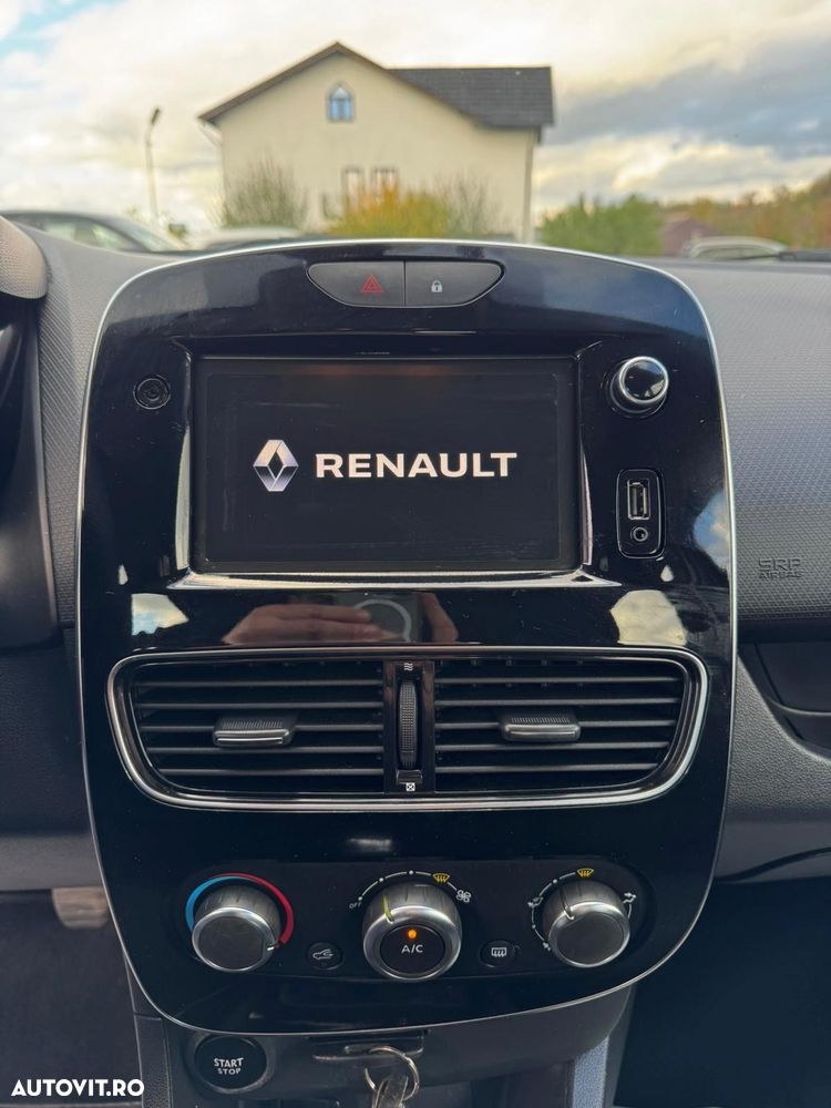 Renault Clio - 13