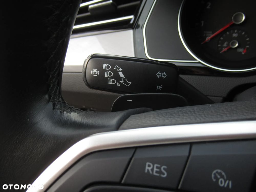 Volkswagen Passat 1.5 TSI EVO Business DSG - 13