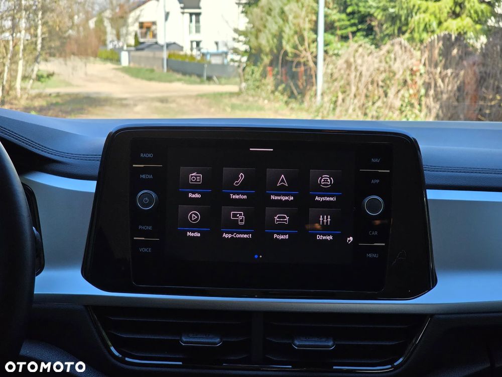 Volkswagen T-Roc 1.5 TSI Special Edition - 17