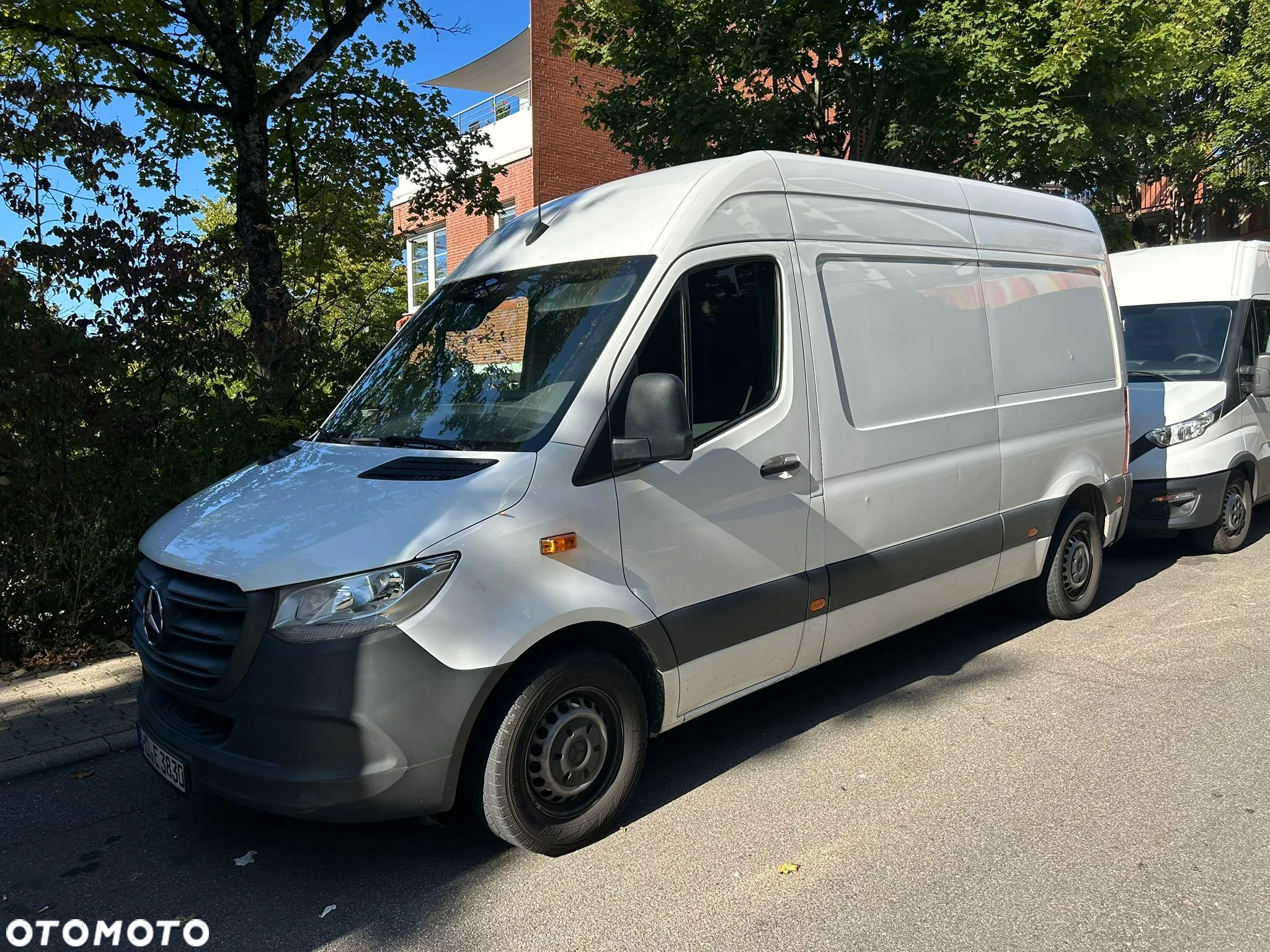 Mercedes-Benz Sprinter - 2