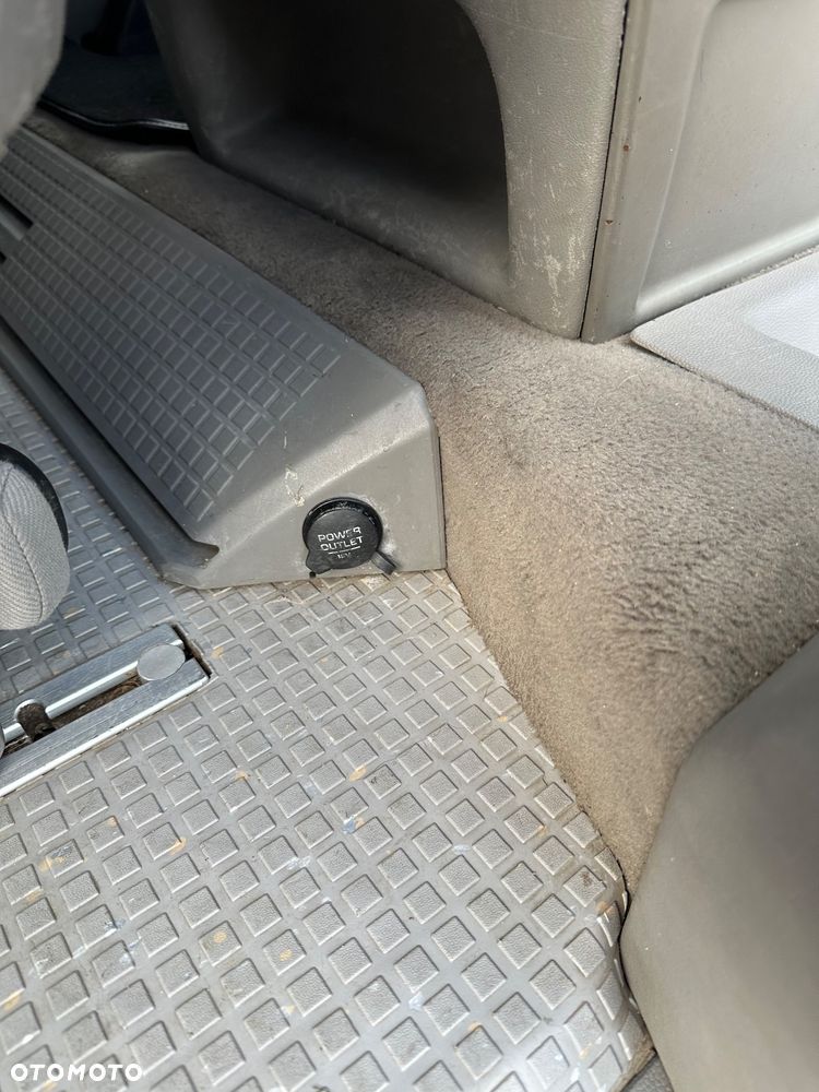 Volkswagen Multivan - 19