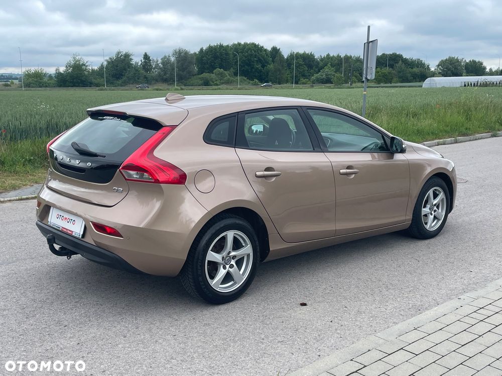 Volvo V40 D2 Momentum - 32