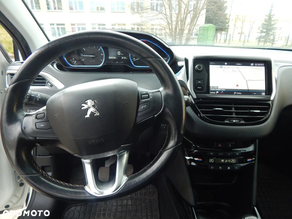 Peugeot 2008 PureTech 110 Stop&Start Crossway - 14