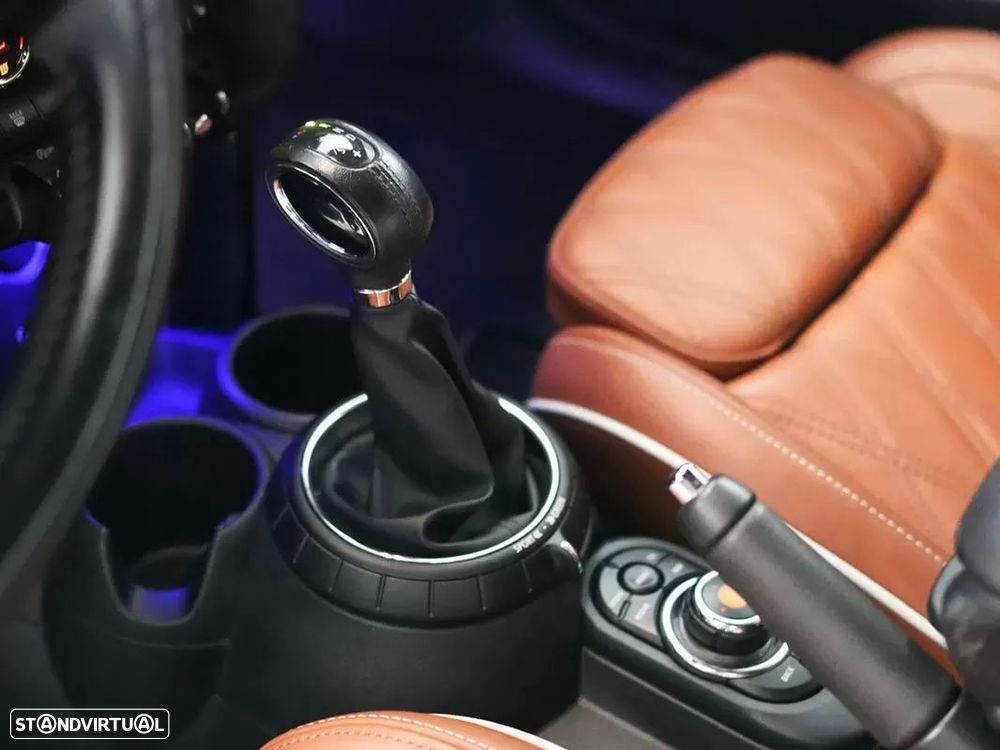 MINI Cabrio Cooper SD Auto Desportiva - 25