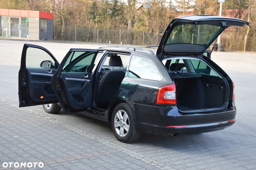 Skoda Octavia 1.6 TDI DPF Elegance - 16