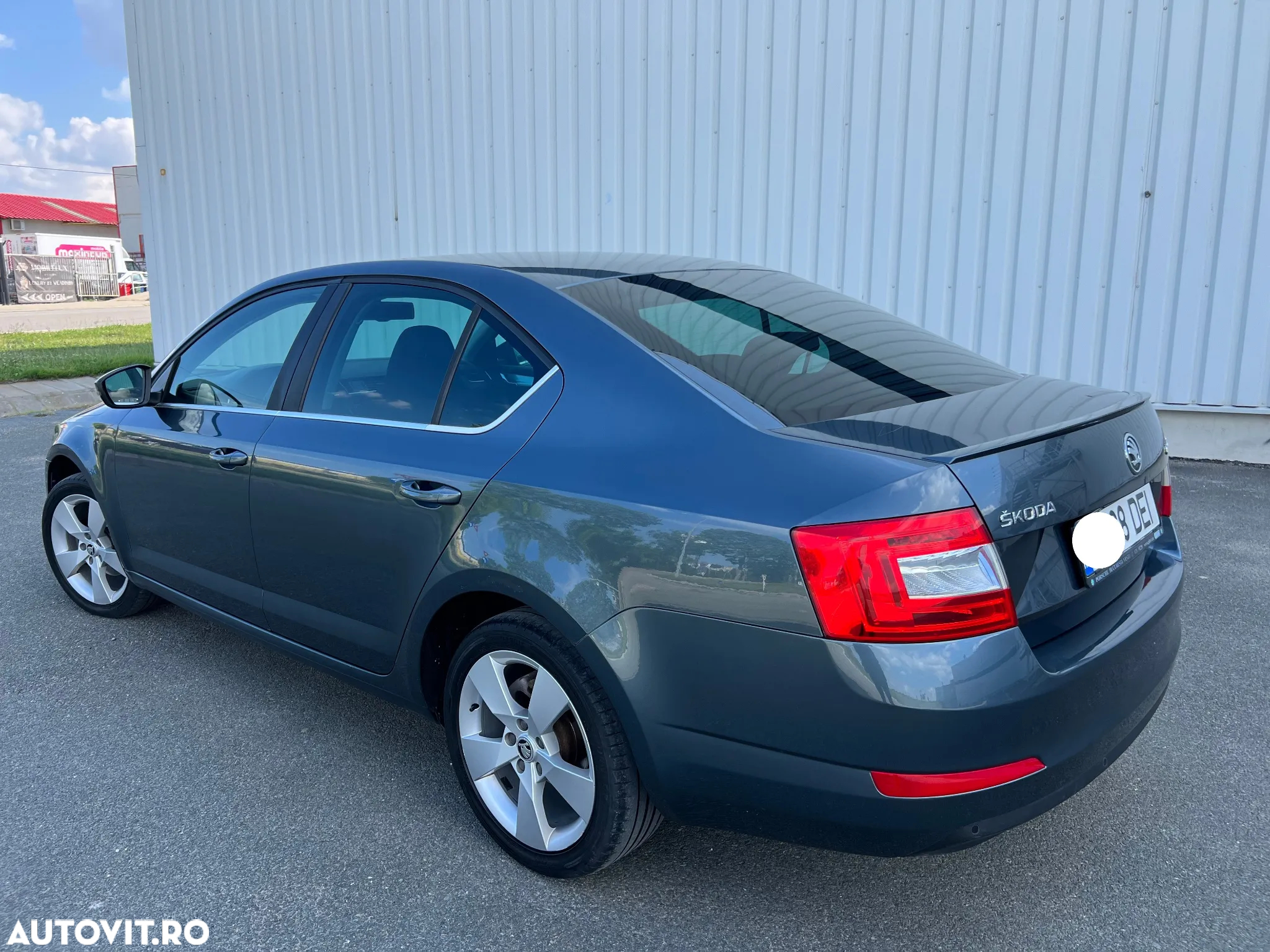 Skoda Octavia 1.6 TDI Ambition - 4