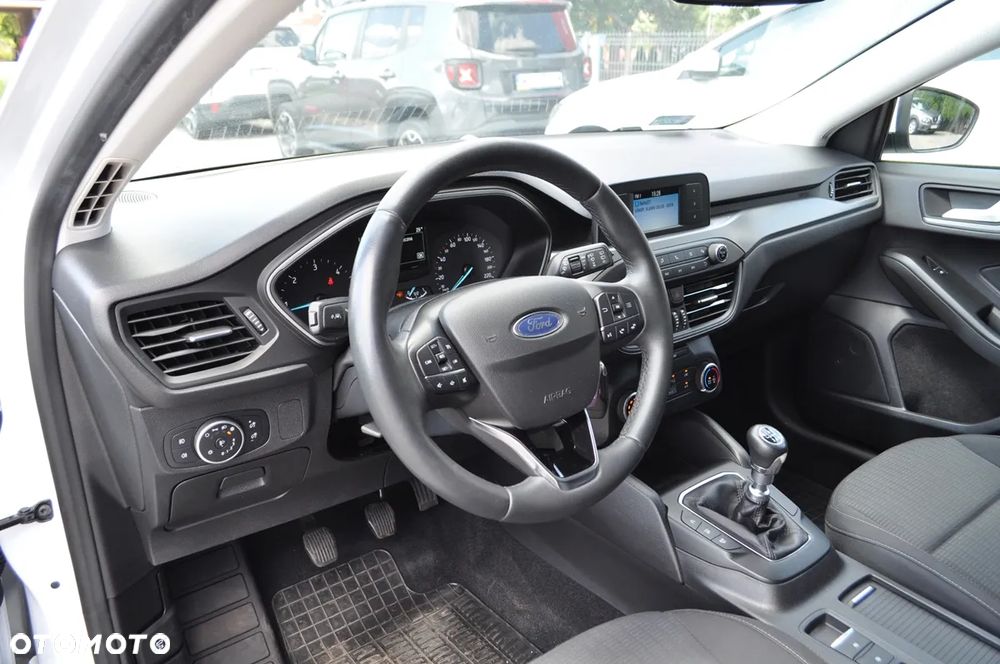 Ford Focus SW 1.5 EcoBlue Active Business - 19