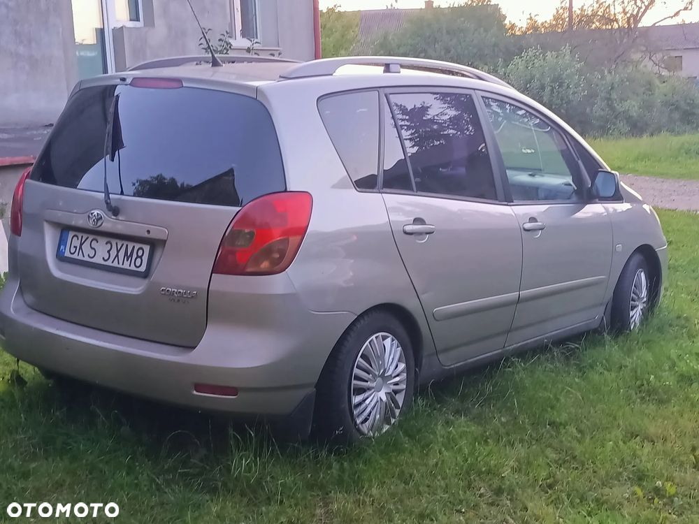 Toyota Corolla Verso 1.8 Sol - 3