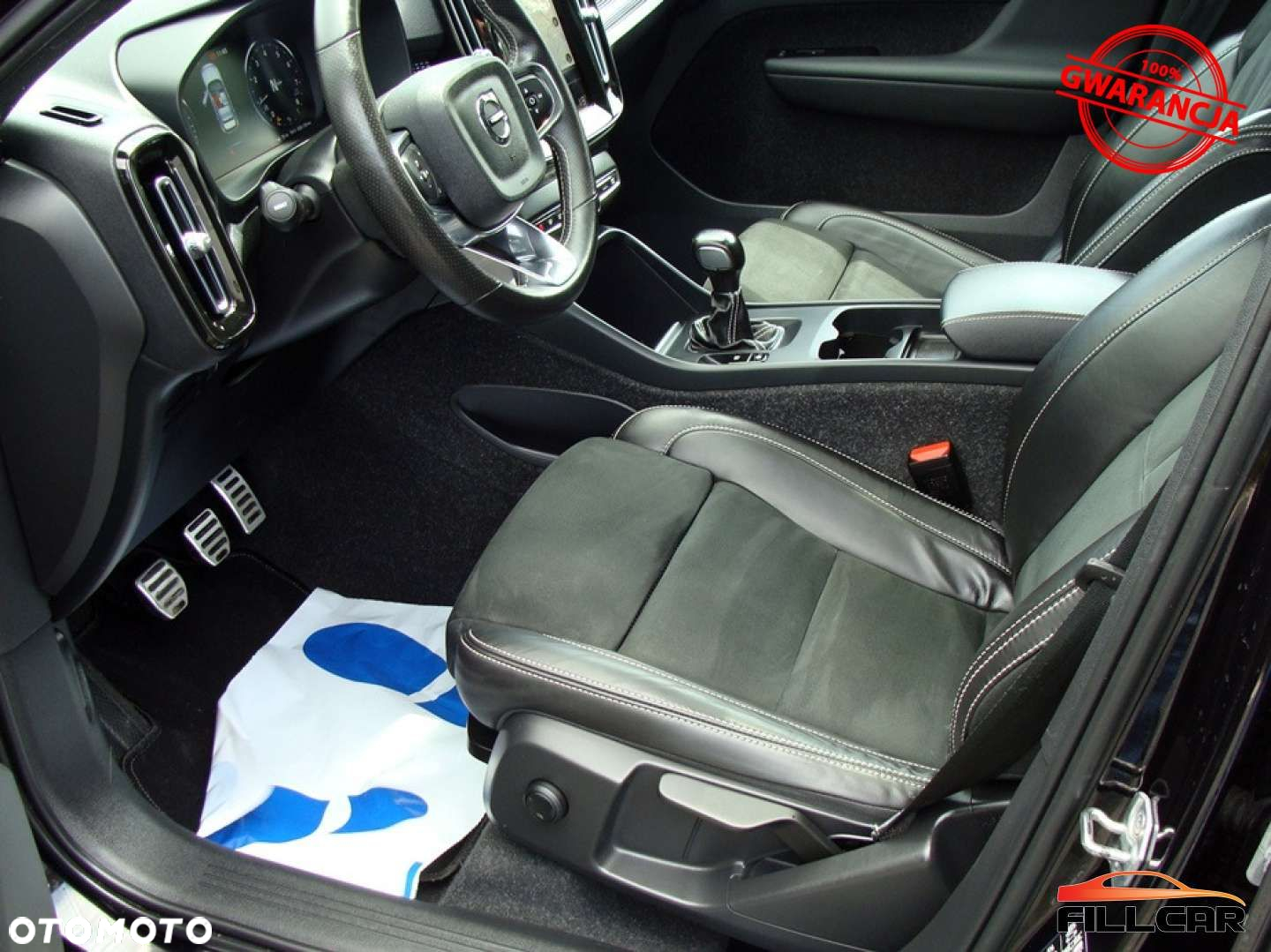 Volvo XC 40 T3 R-Design - 17
