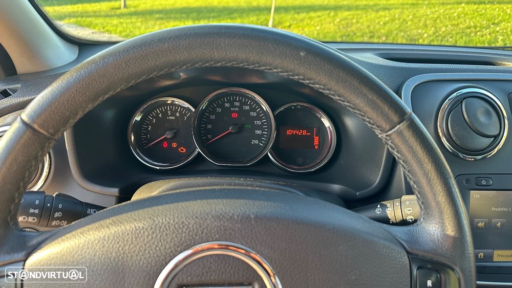 Dacia Sandero 1.5 dCi Stepway - 11