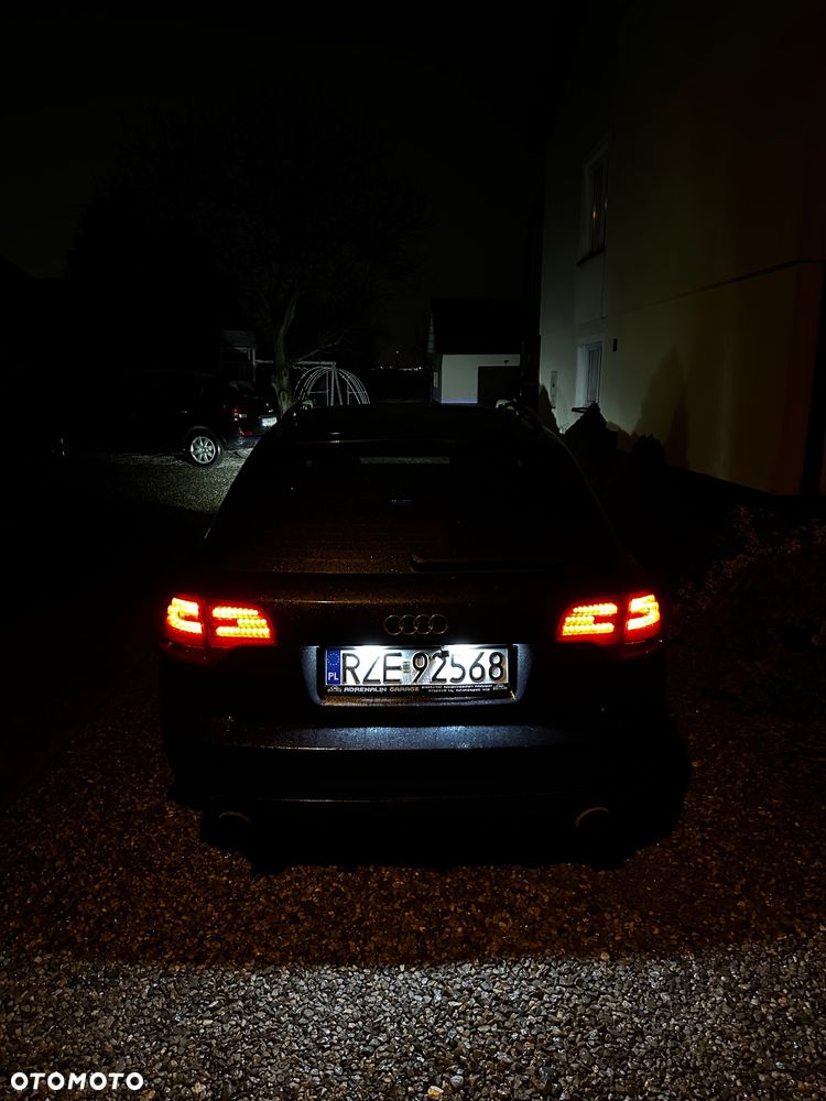Audi A4 Avant 2.0 TDI - 15