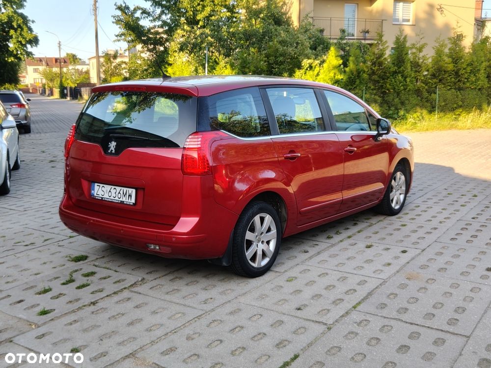 Peugeot 5008 - 5