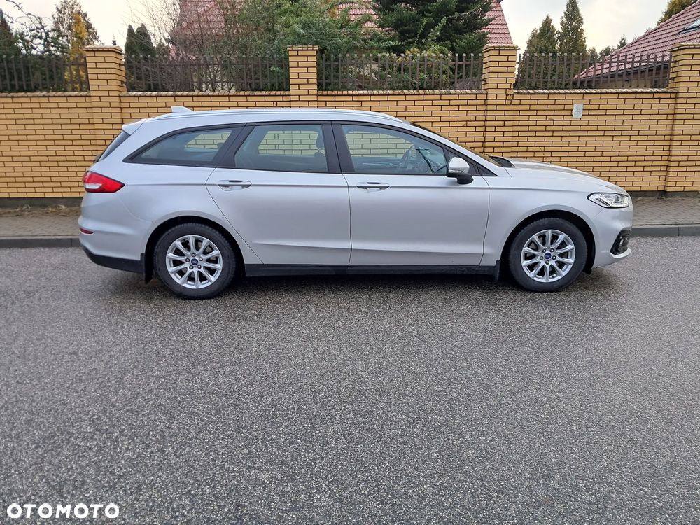 Ford Mondeo 2.0 TDCi Trend PowerShift - 4