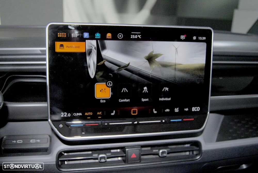 VW ID.Buzz 91 kWh Pro - 38