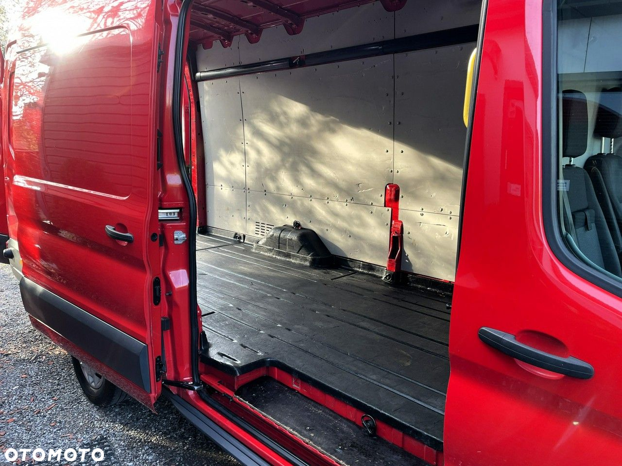 Ford Transit - 30