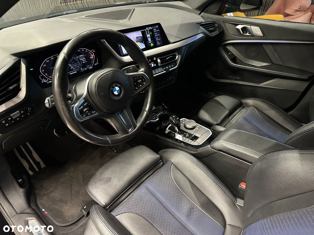 BMW Seria 2 218i M Sport - 4