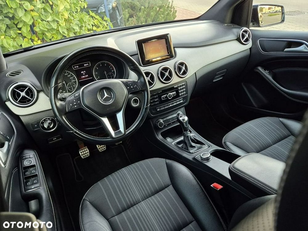 Mercedes-Benz Klasa B 180 - 6