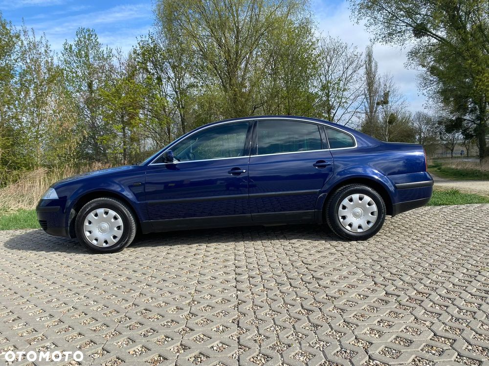 Volkswagen Passat - 3