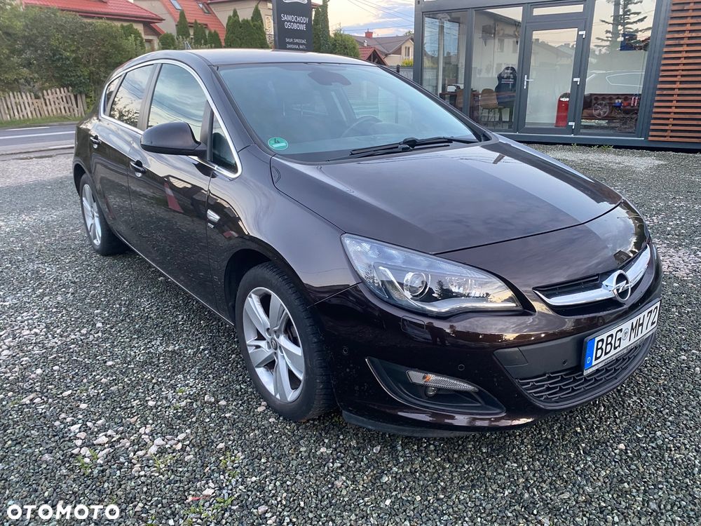 Opel Astra 2014 photo 3