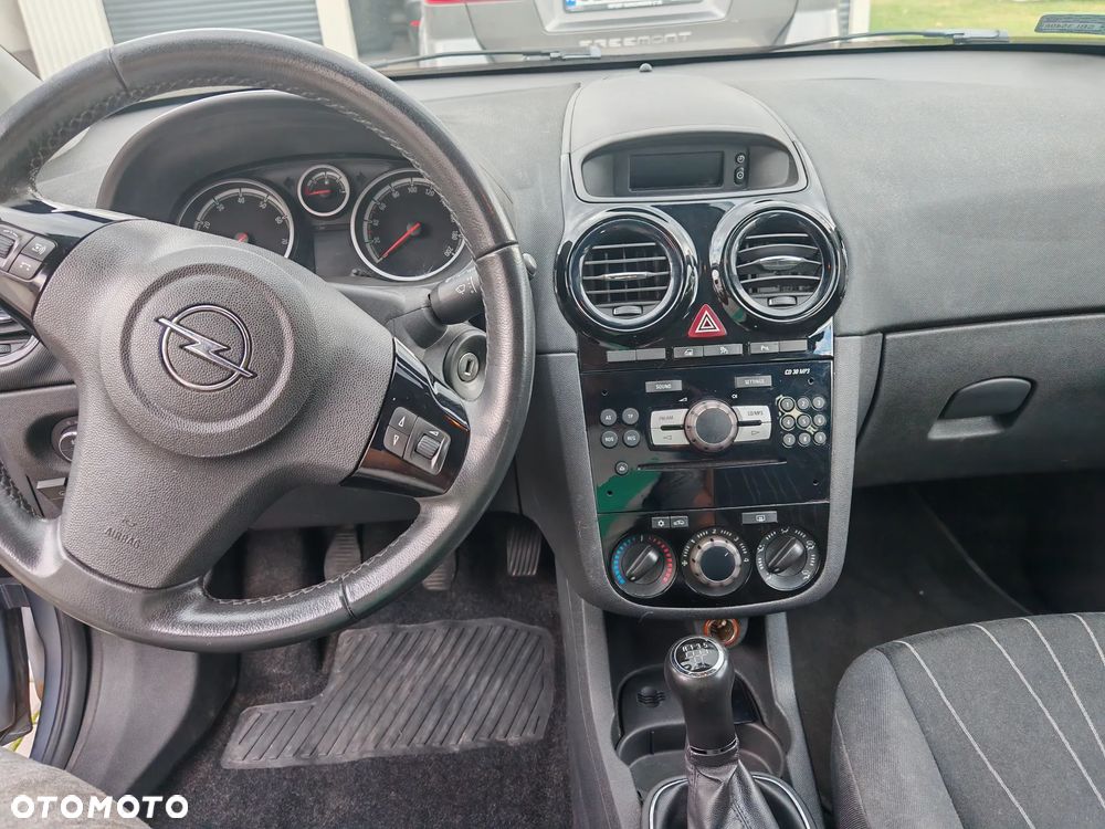 Opel Corsa 1.2 16V Innovation 110 Jahre - 5