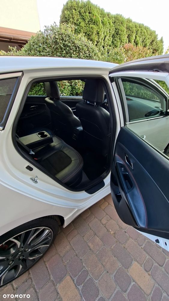 Kia Ceed 1.6 T-GDI GT-Track - 14