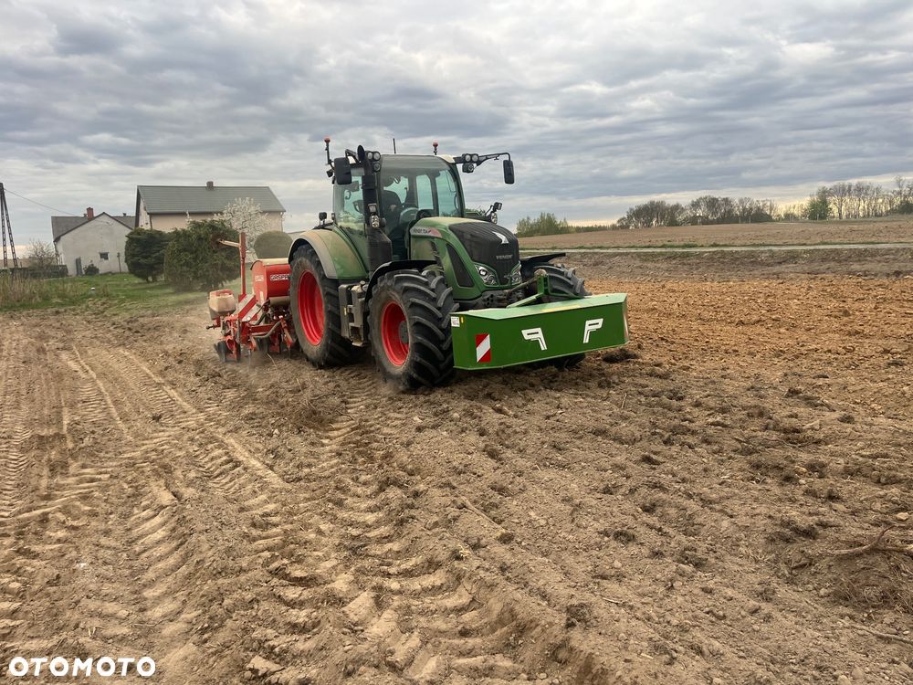 Fendt 724 - 11