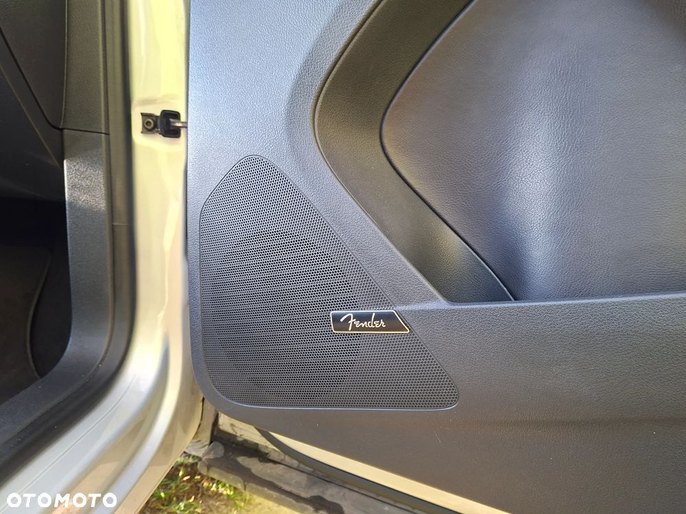 Volkswagen Tiguan - 18