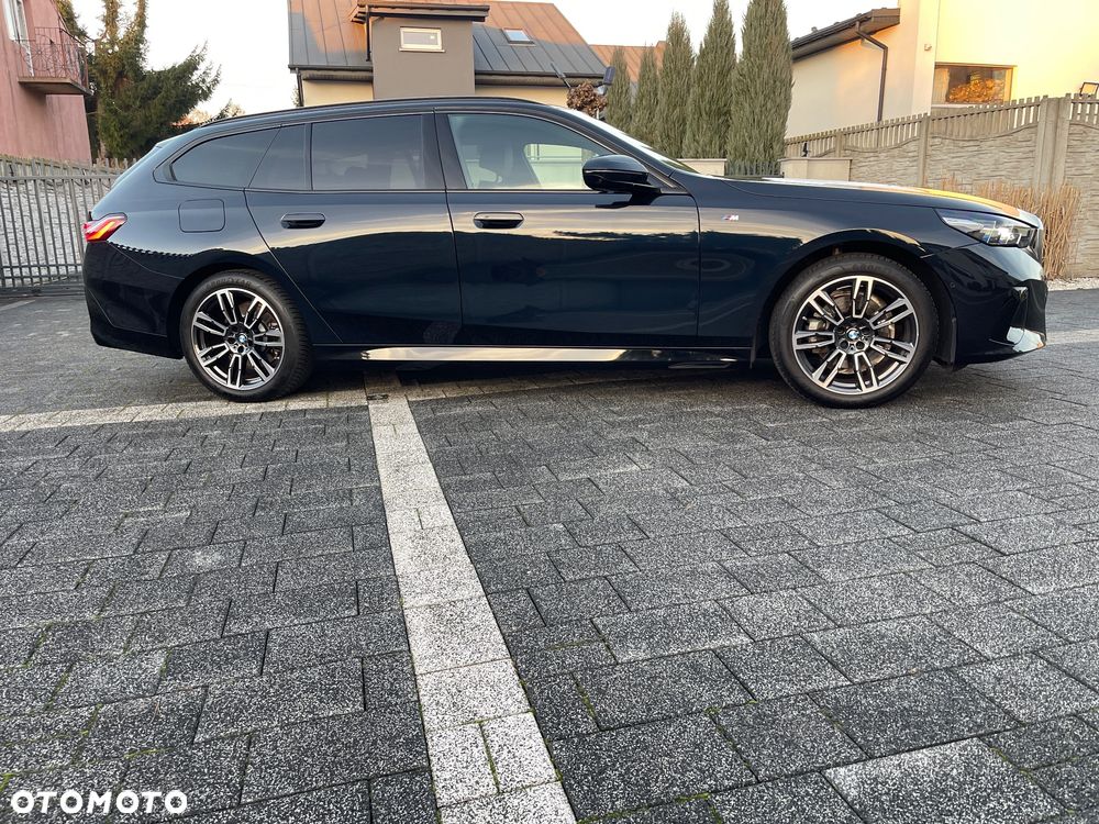 BMW Seria 5 520i mHEV M Sport - 8