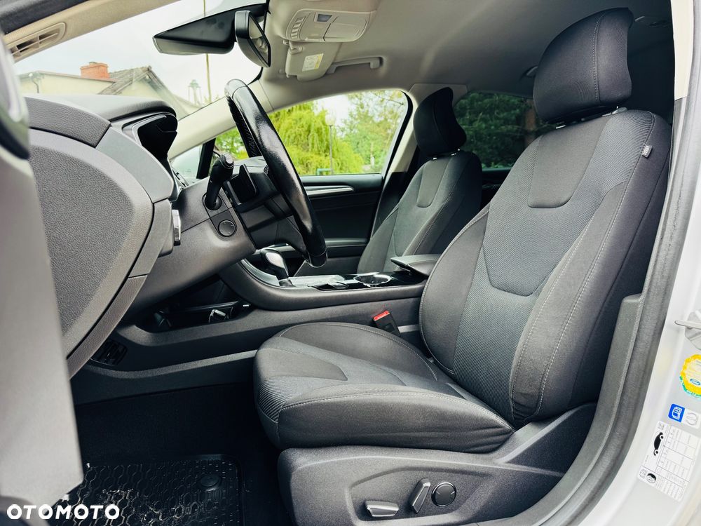 Ford Mondeo 2.0 TDCi Titanium PowerShift - 31