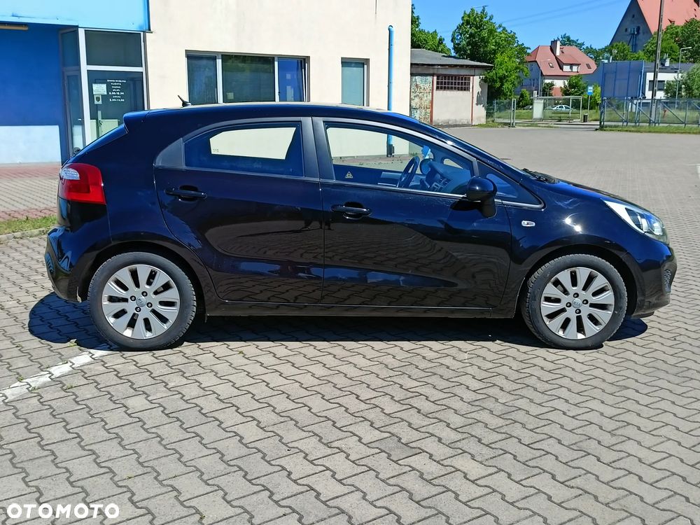 Kia Rio 1.2 Attract - 2
