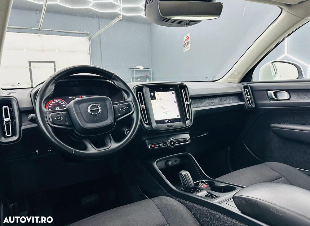Volvo XC 40 D3 Momentum Pro - 21