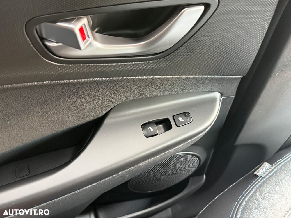 Hyundai KONA BEV 204 CP 64.8 kWh Luxury - 24