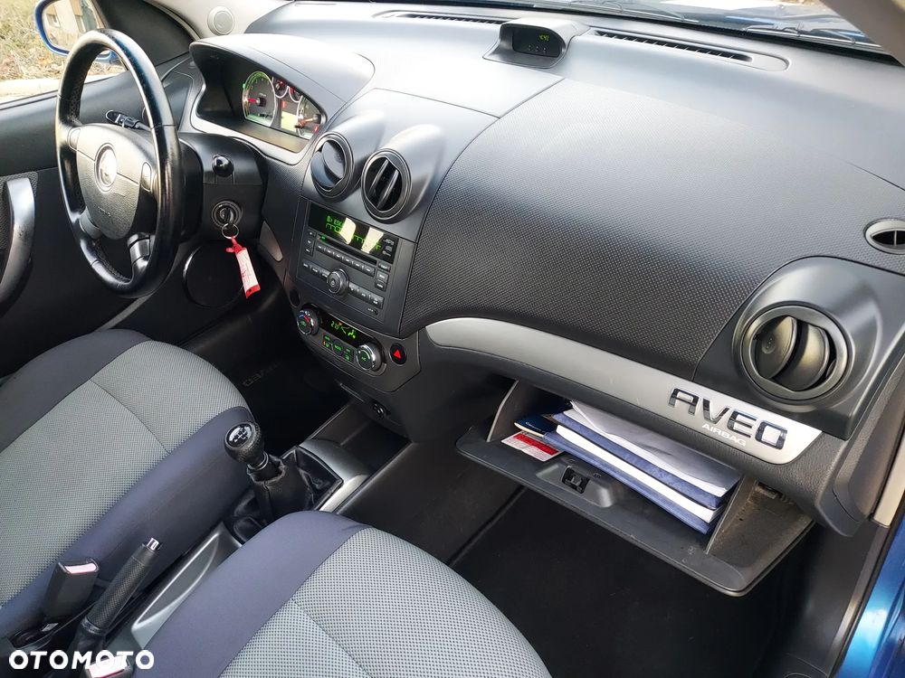 Chevrolet Aveo 1.4 16V LS - 28