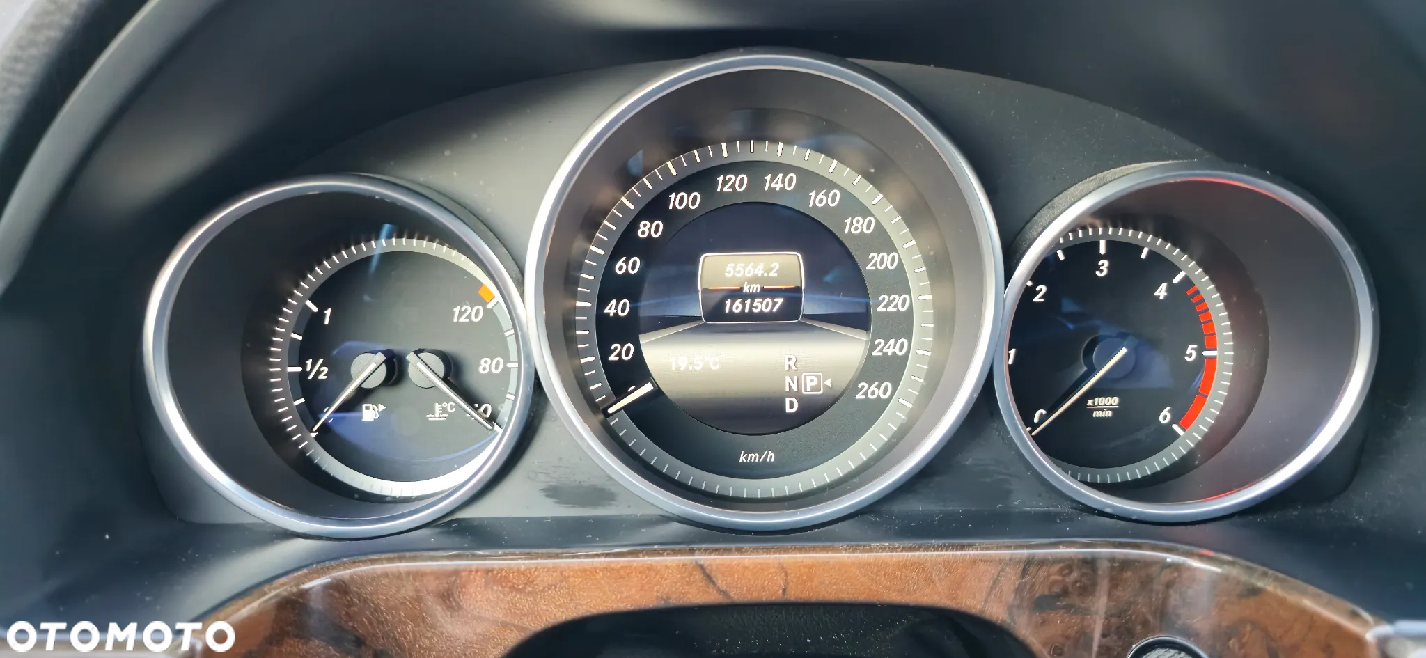 Mercedes-Benz Klasa E 300 BlueTEC 7G-TRONIC Elegance - 25